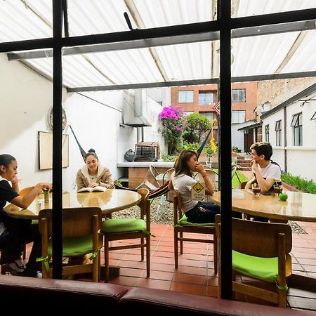 Hostal La Pinta Богота Экстерьер фото