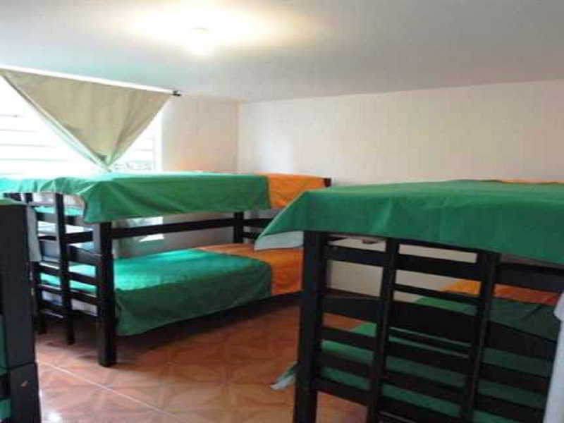 Hostal La Pinta Богота Экстерьер фото