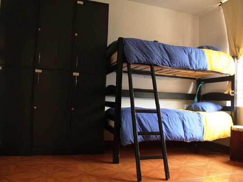 Hostal La Pinta Богота Экстерьер фото