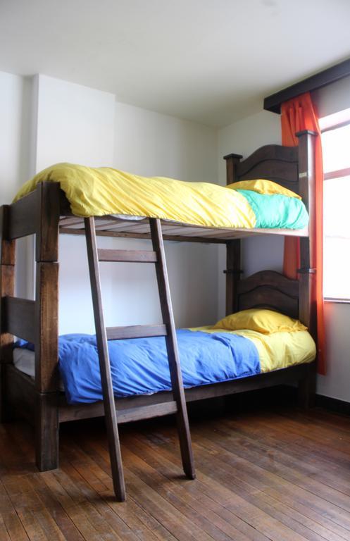 Hostal La Pinta Богота Экстерьер фото