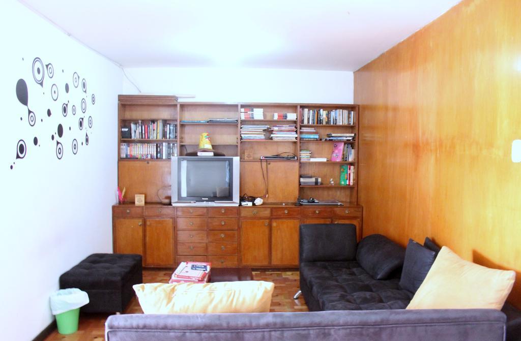 Hostal La Pinta Богота Экстерьер фото