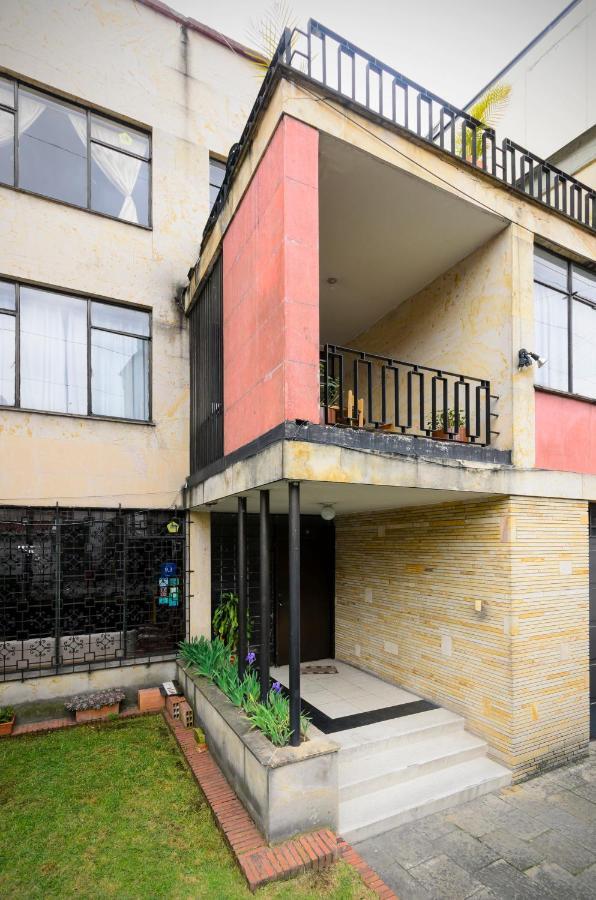 Hostal La Pinta Богота Экстерьер фото